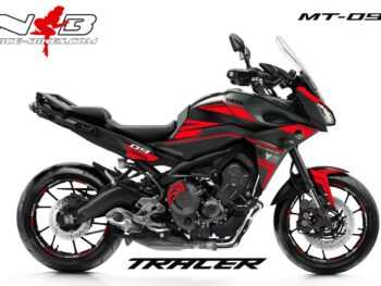 MT09 Tracer rot auf schwarzer Maschine