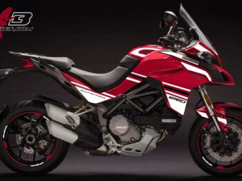 Multistrada 1260 weiß auf roter Maschine