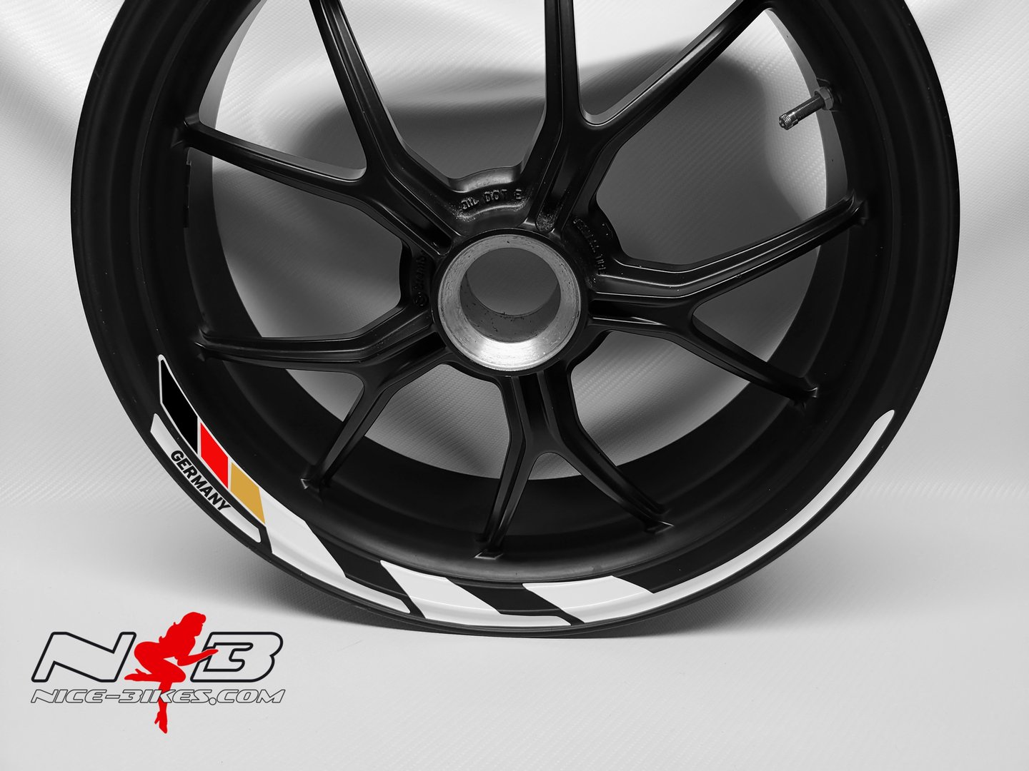 Motorrad Foliendesigns und Dekore - Poseidon Felgendekor Germany - Poseidon Felgendekor Germany